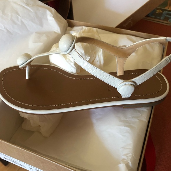 Christian Louboutin off white Planet ball flat sandal. Brand new! Never worn. - Picture 2 of 5
